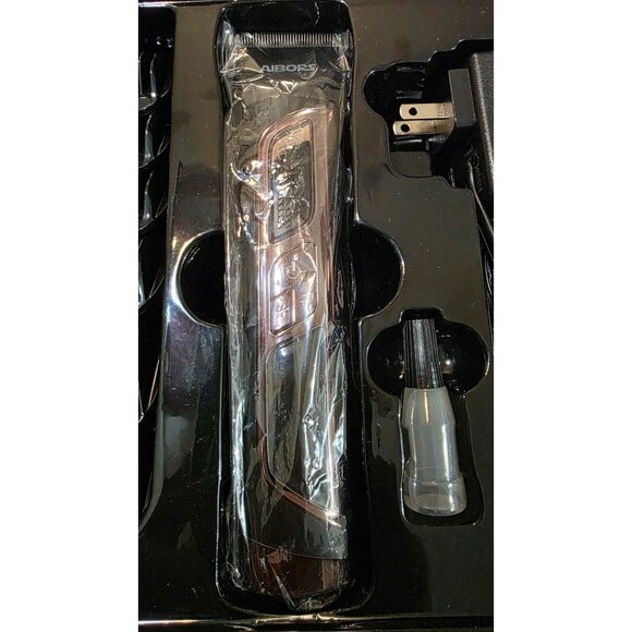 AIBORS Dog Grooming Clippers kit Wireless Rechargeable Gold Model H6011 - Picture 8 of 12